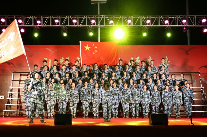5d9063cf03d5c.jpg 会计.jpg